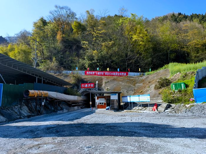 &#19975;&#35937;&#22478;&#45;&#19975;&#35937;&#22478;&#65288;&#20013;&#22269;&#65289;